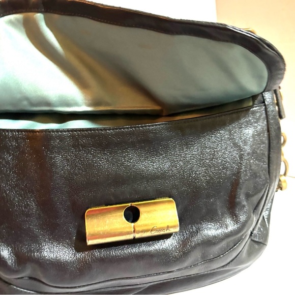 Coach vintage 
Black Leather crossbody Bag - Picture 8 of 13
